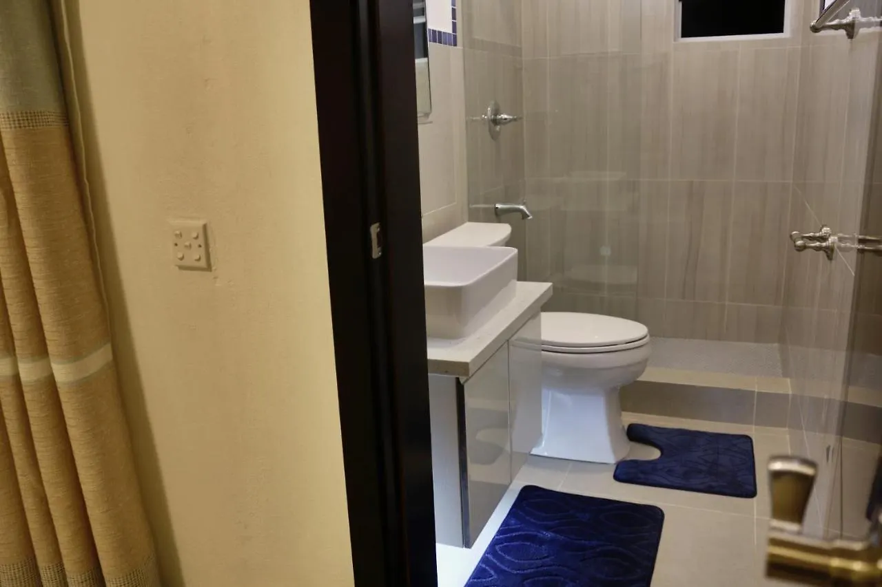 Blue Star Apartments & Hotel Lance aux Epines Homestay