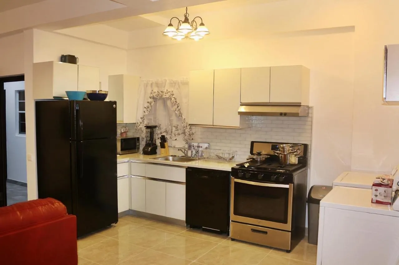 Pansiyon Blue Star Apartments & Hotel Lance aux Epines Grenada