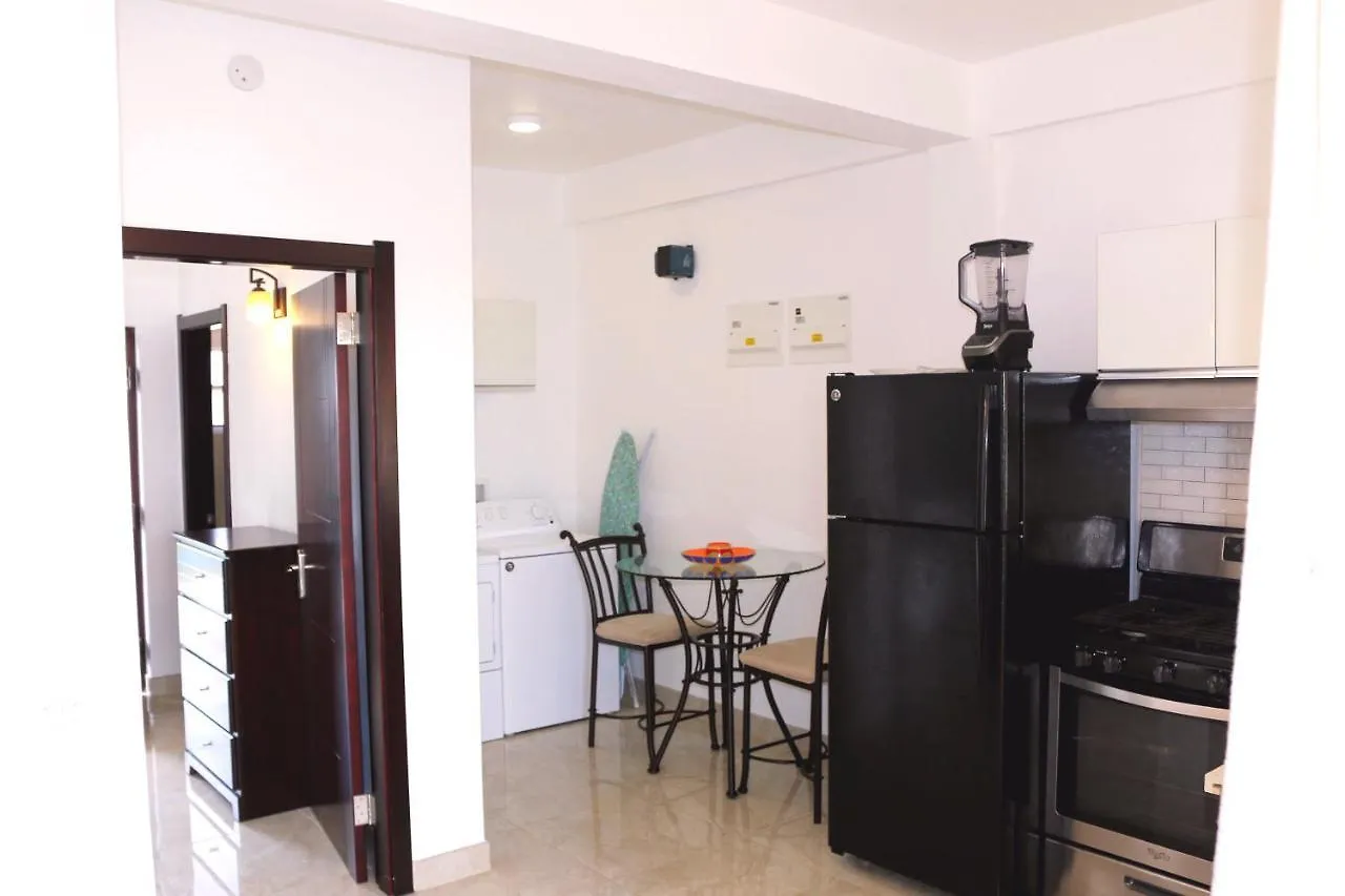 Blue Star Apartments & Hotel Lance aux Epines Pansiyon